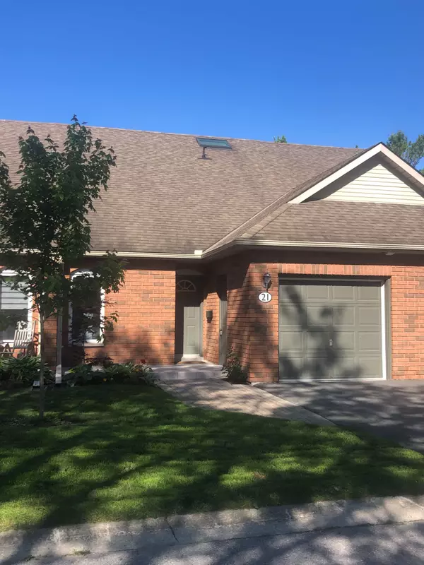 Smith-ennismore-lakefield, ON K0L 2H0,21 Charles CT