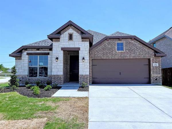 3702 Swale Street, Grand Prairie, TX 75052