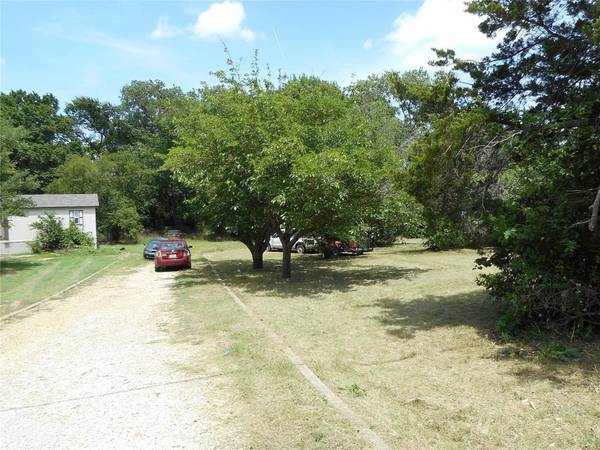 850 Mr Bob Drive, Midlothian, TX 76065