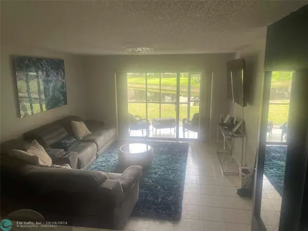 Pompano Beach, FL 33066,4209 Carambola Cir  #4209