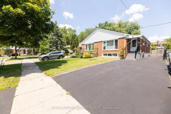 Mississauga, ON L5C 2E1,3421 Fellmore DR