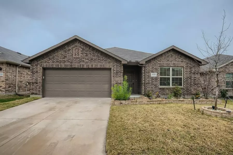 6224 Jackstaff Drive, Fort Worth, TX 76179