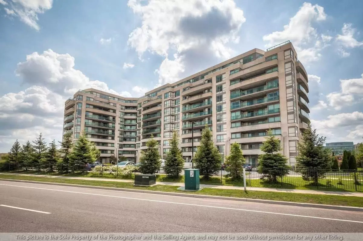 Richmond Hill, ON L4B 0B6,75 Norman Bethune AVE #705