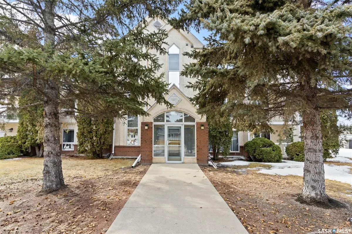 Dalmeny, SK S0K 1E0,214 Ross AVENUE #101