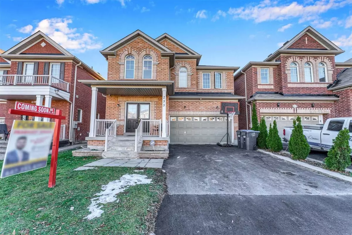 Brampton, ON L6X 0N9,233 Valley Way DR N