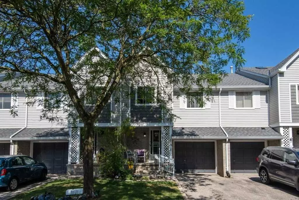 Kitchener, ON N2P 1Z9,54 Green Valley DR #3