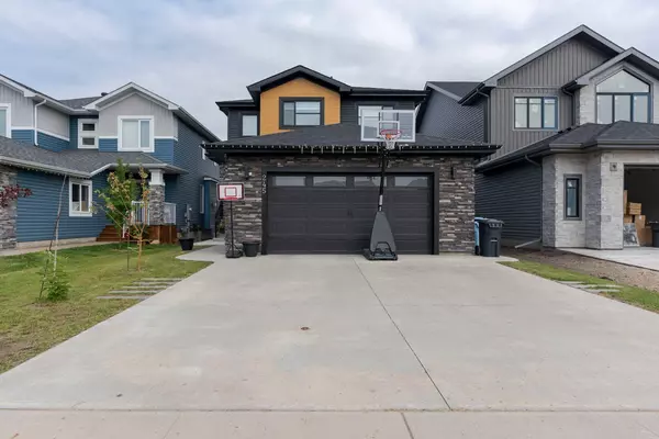 245 Gravelstone RD, Fort Mcmurray, AB T9K 0X1