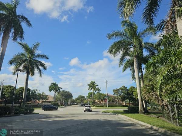 2271 NW 99th Way  #2271, Sunrise, FL 33322