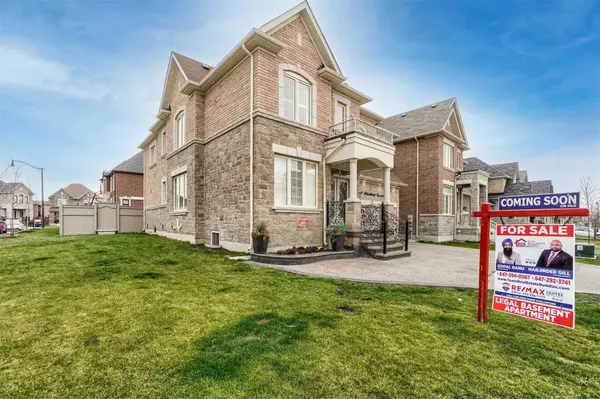 Brampton, ON L6R 4A1,17 Wheatberry CRES