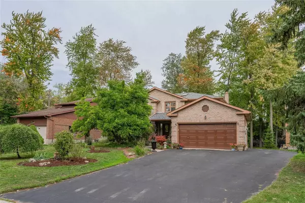 Guelph, ON N1H 7Z3,4 Sugarbush PL