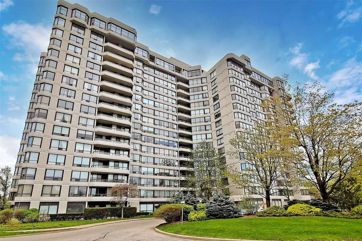 Toronto C07, ON M2R 3W8,1131 Steeles AVE W #307