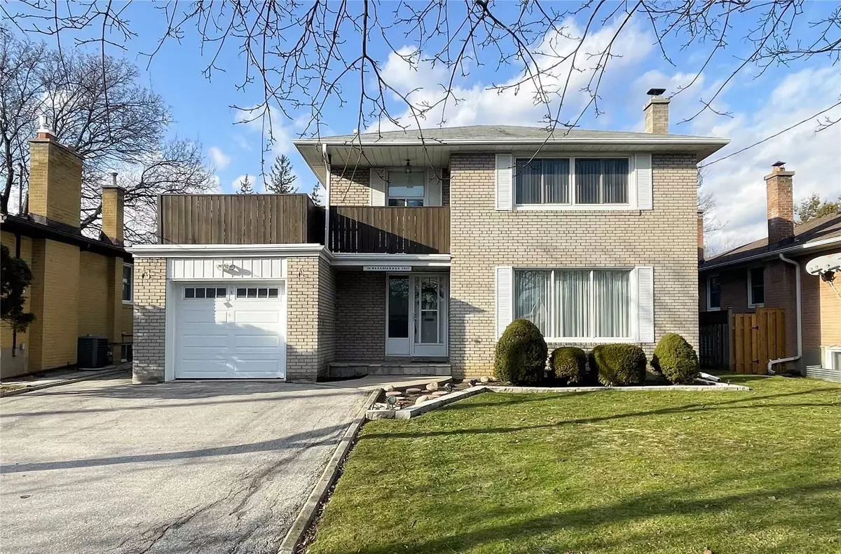 Toronto C13, ON M3A 1H4,40 Monarchwood CRES