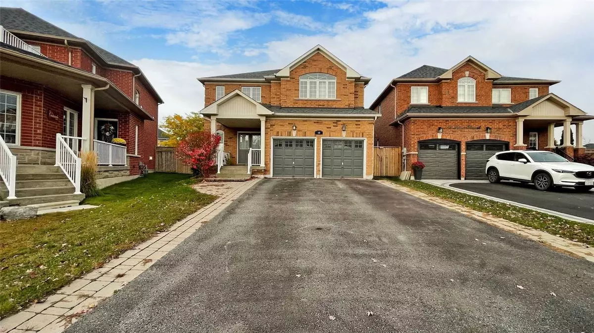 Clarington, ON L1E 3H9,10 Pears CT