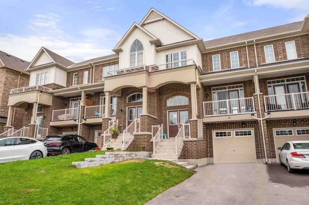 Clarington, ON L1C 4M6,98 Elephant Hill DR