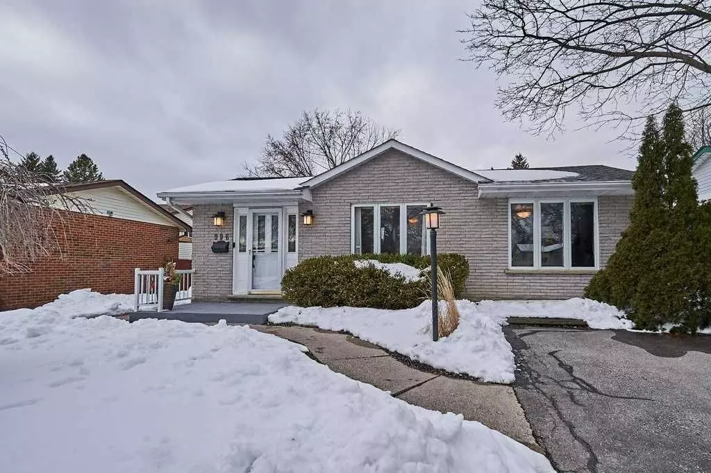 Oshawa, ON L1H 2G7,996 Basswood AVE