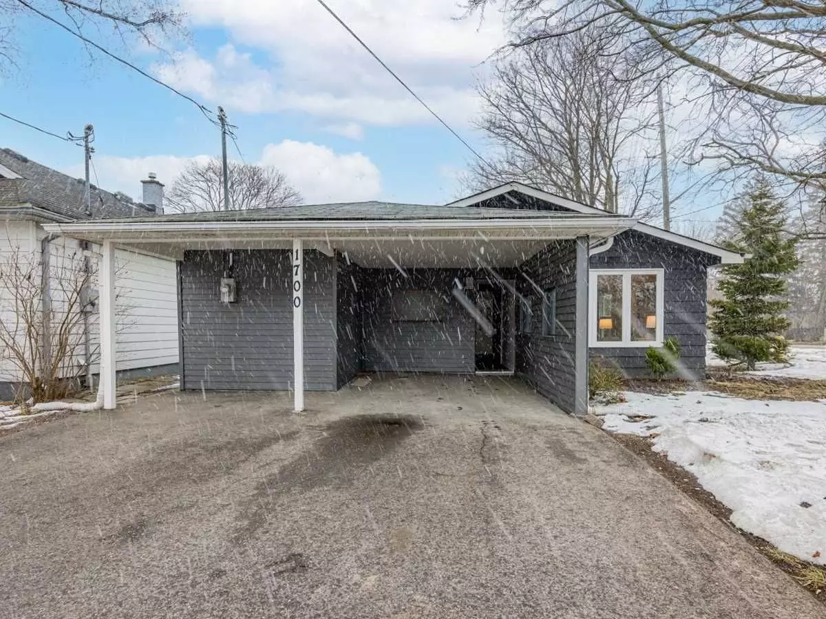 Whitby, ON L1N 1B4,1700 Dufferin ST