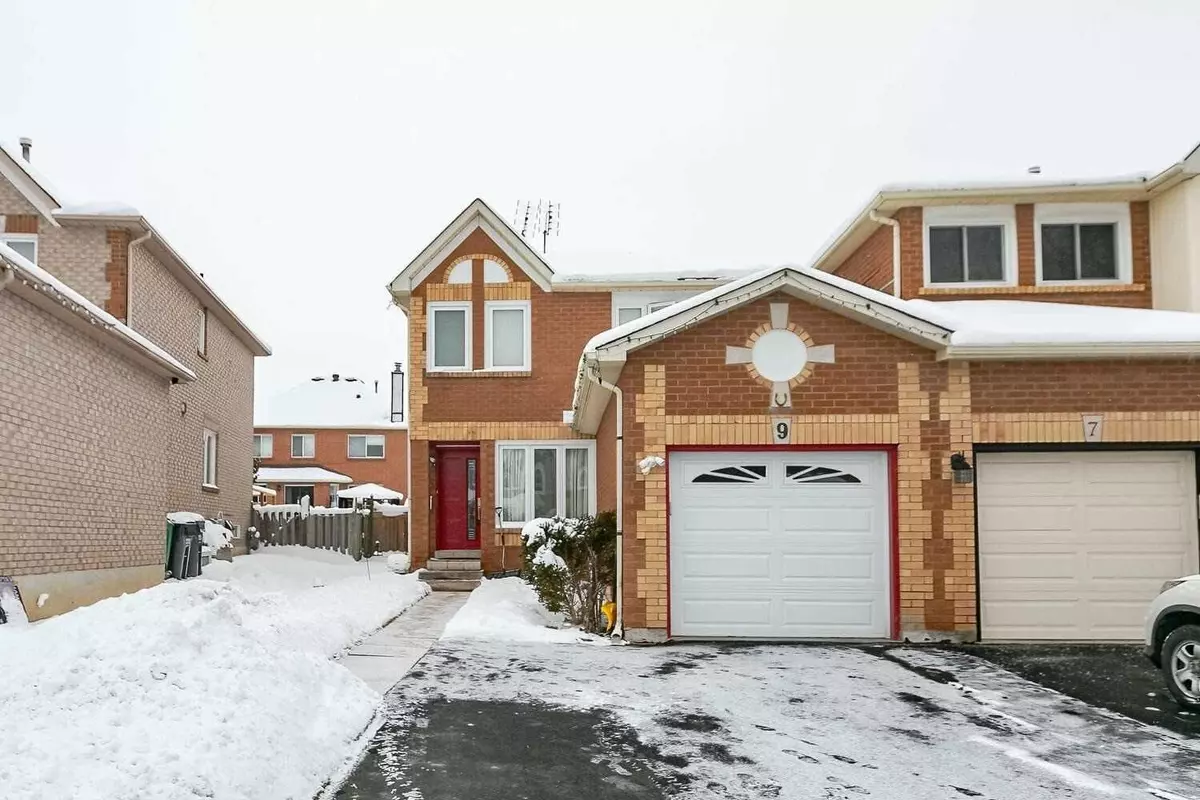 Brampton, ON L6Y 4T3,9 Mullis CRES