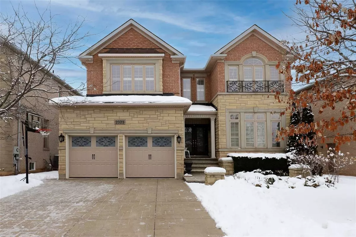 Oakville, ON L6H 7J7,2323 Awenda DR