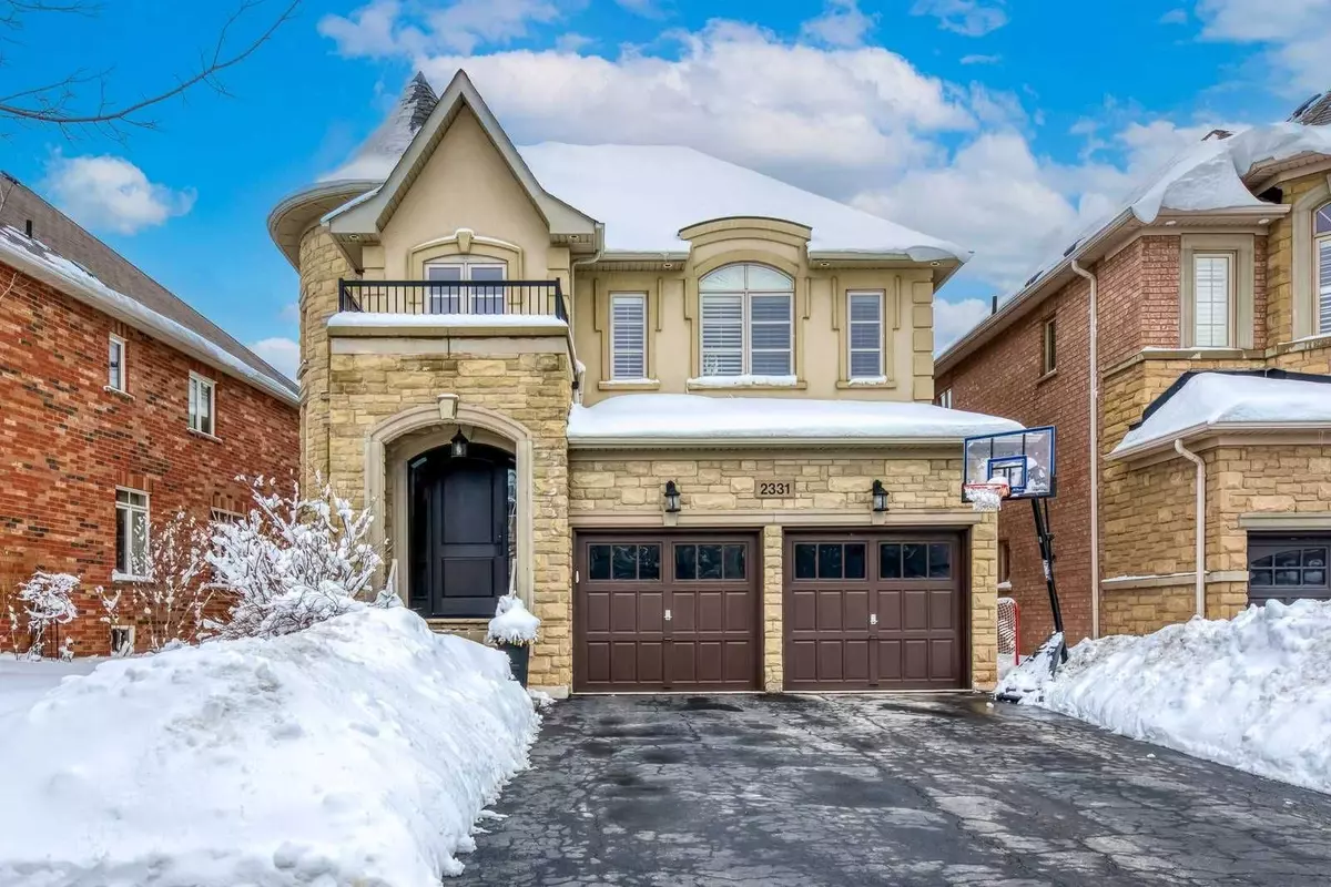 Oakville, ON L6H 0A8,2331 North Ridge TRL