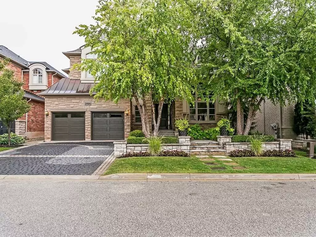 Oakville, ON L6M 0B1,3195 Ribble CRES