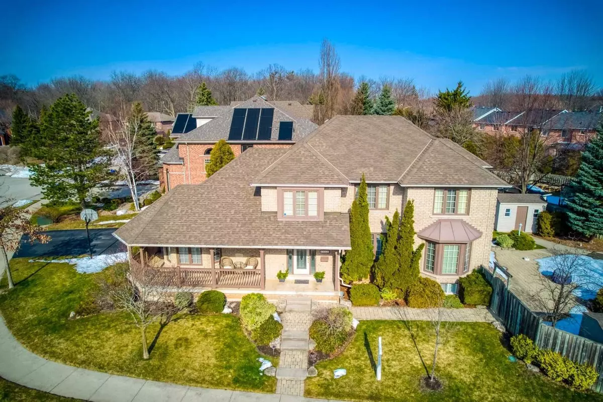 Oakville, ON L6M 3C4,2265 Barrister PL