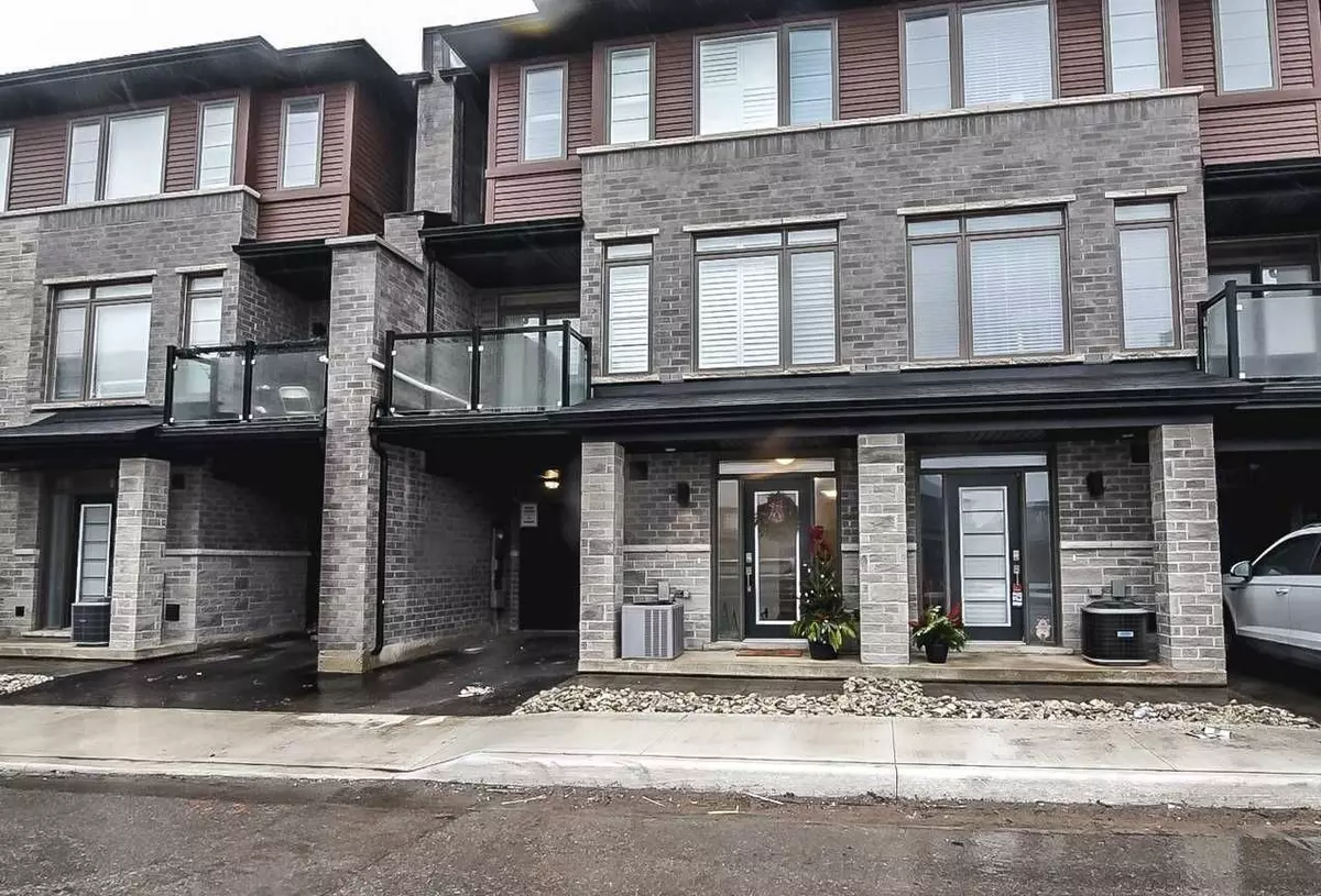 Lincoln, ON L0R 1B4,5000 Connor DR #19