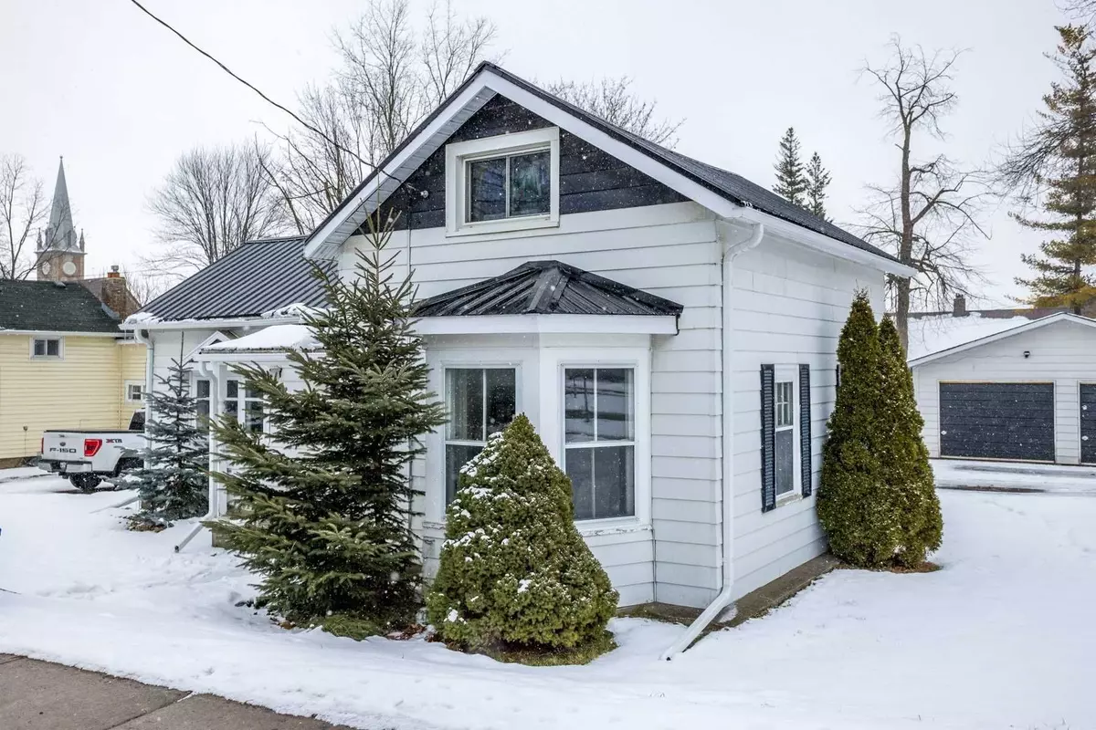 Kawartha Lakes, ON K9V 3N4,59 Wellington ST