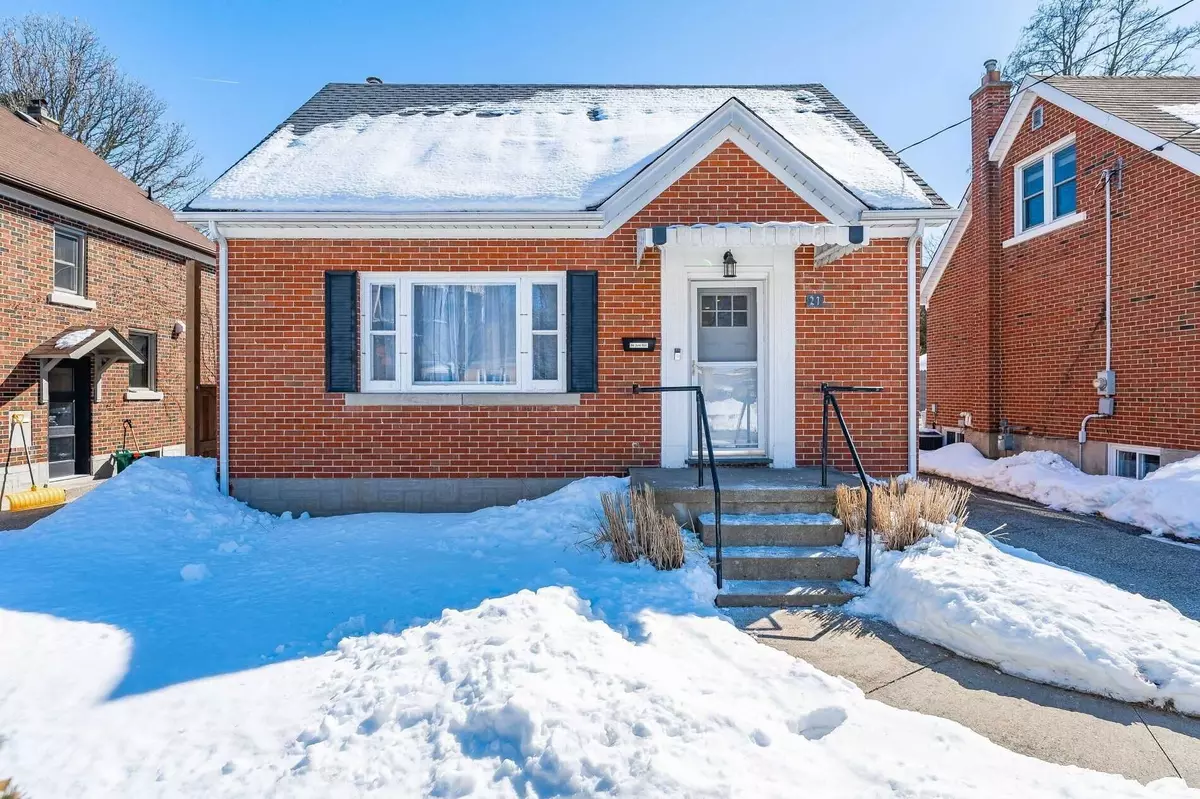 Kitchener, ON N2M 2B3,21 Adelaide ST