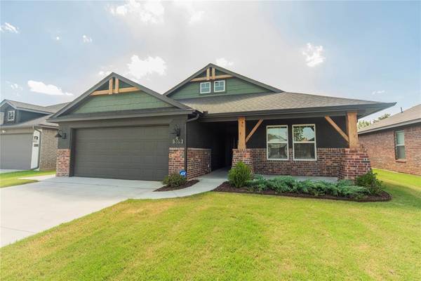 319 Rock Hollow Road, Harrah, OK 73045