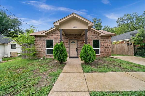 1603 N Englewood Avenue, Tyler, TX 75702