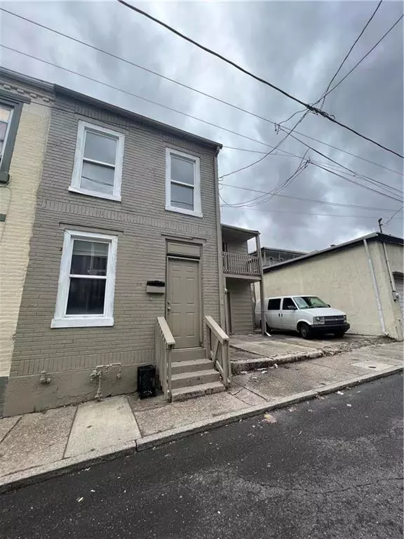 215 Chestnut Street, Allentown City, PA 18101