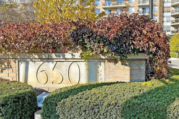 Toronto C04, ON M6A 3E8,650 Lawrence AVE W #233