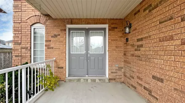 Clarington, ON L1E 3H9,10 Pears CT