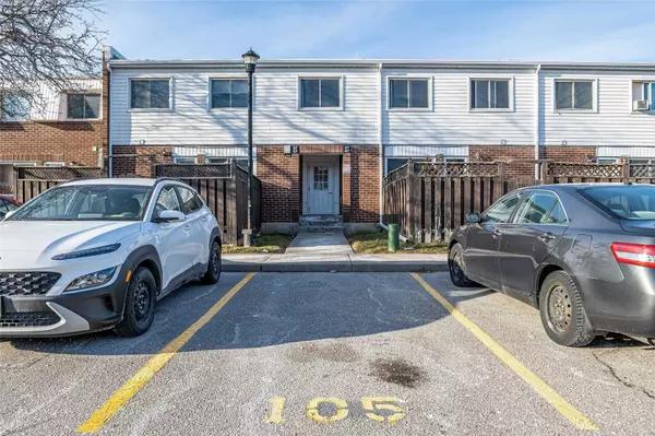 Oshawa, ON L1J 6J2,1010 Glen ST #105