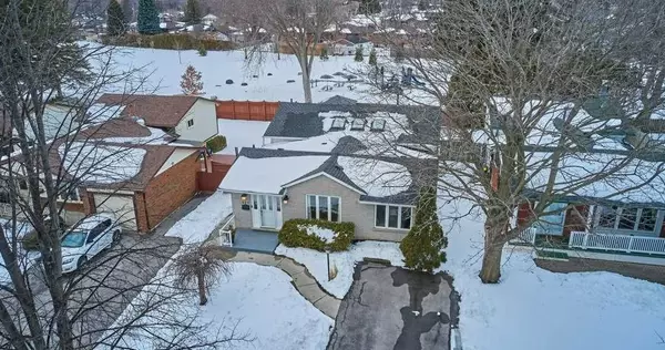 Oshawa, ON L1H 2G7,996 Basswood AVE