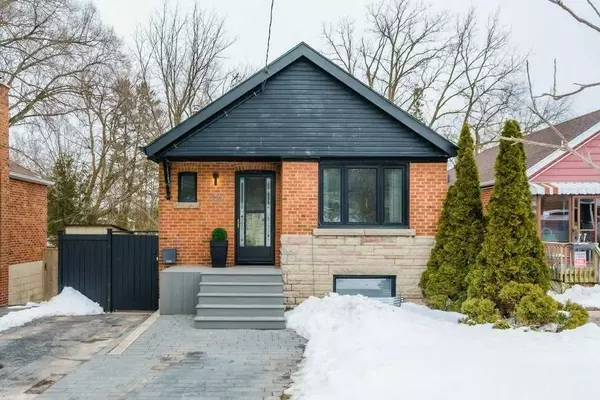 Toronto E06, ON M1N 1Y4,221 Clonmore DR