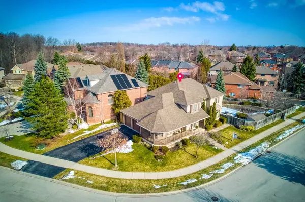 Oakville, ON L6M 3C4,2265 Barrister PL