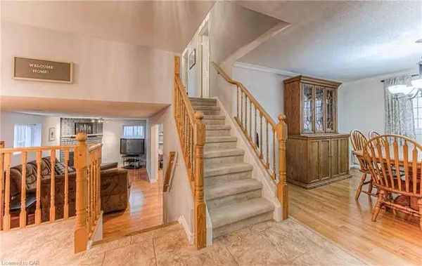 Kitchener, ON N2R 1B8,43 Kilkerran CRES