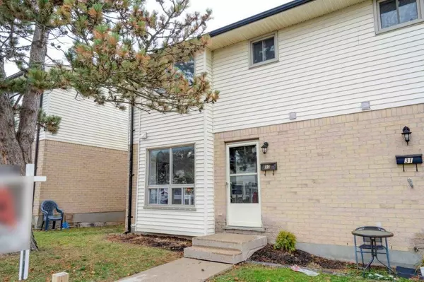 London, ON N6C 5K3,355 Sandringham CRES #32