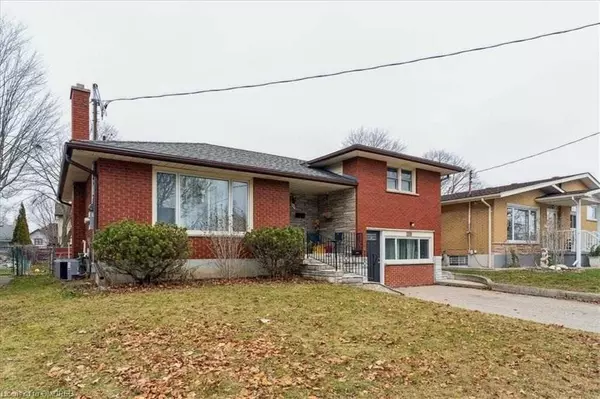 Kitchener, ON N2B 1R9,339 Rosemount DR