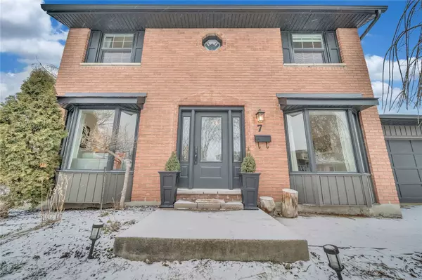 Wellington, ON N1H 7L2,7 Penni PL