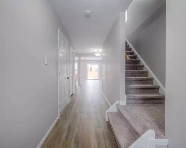 Kitchener, ON N2E 3X1,14 Mountain Laurel CRES