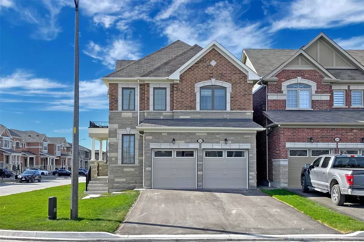 Whitby, ON L1P 0M1,32 Broden CRES