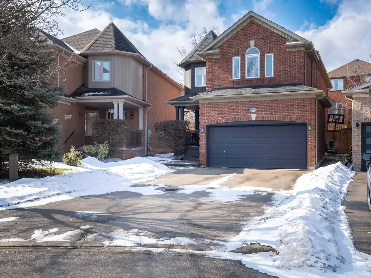 Newmarket, ON L3X 2M1,462 Hewitt CIR