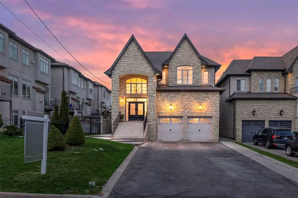 Vaughan, ON L4L 1K4,15 Chavender PL