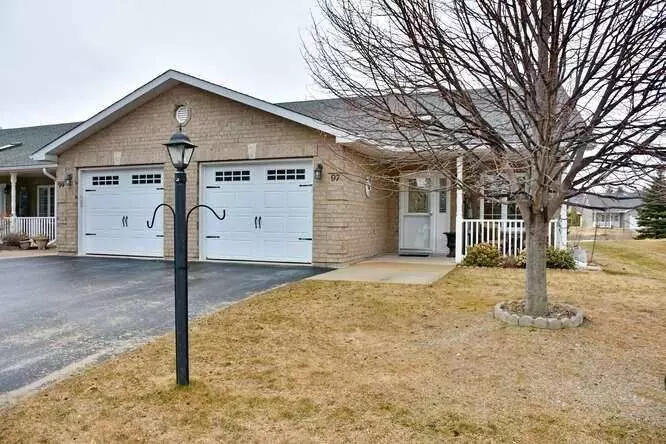 Wasaga Beach, ON L8Z 0A4,97 Meadow LN