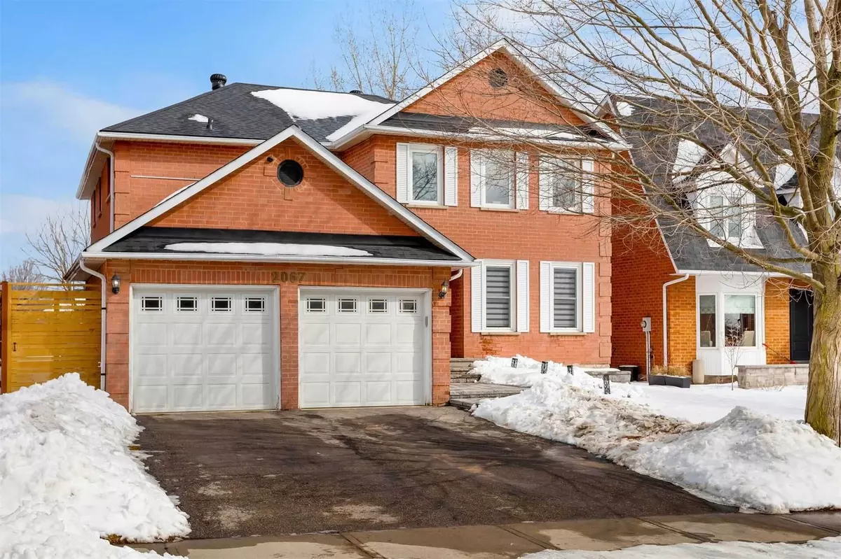 Oakville, ON L6H 5B4,2067 Castlefield CRES