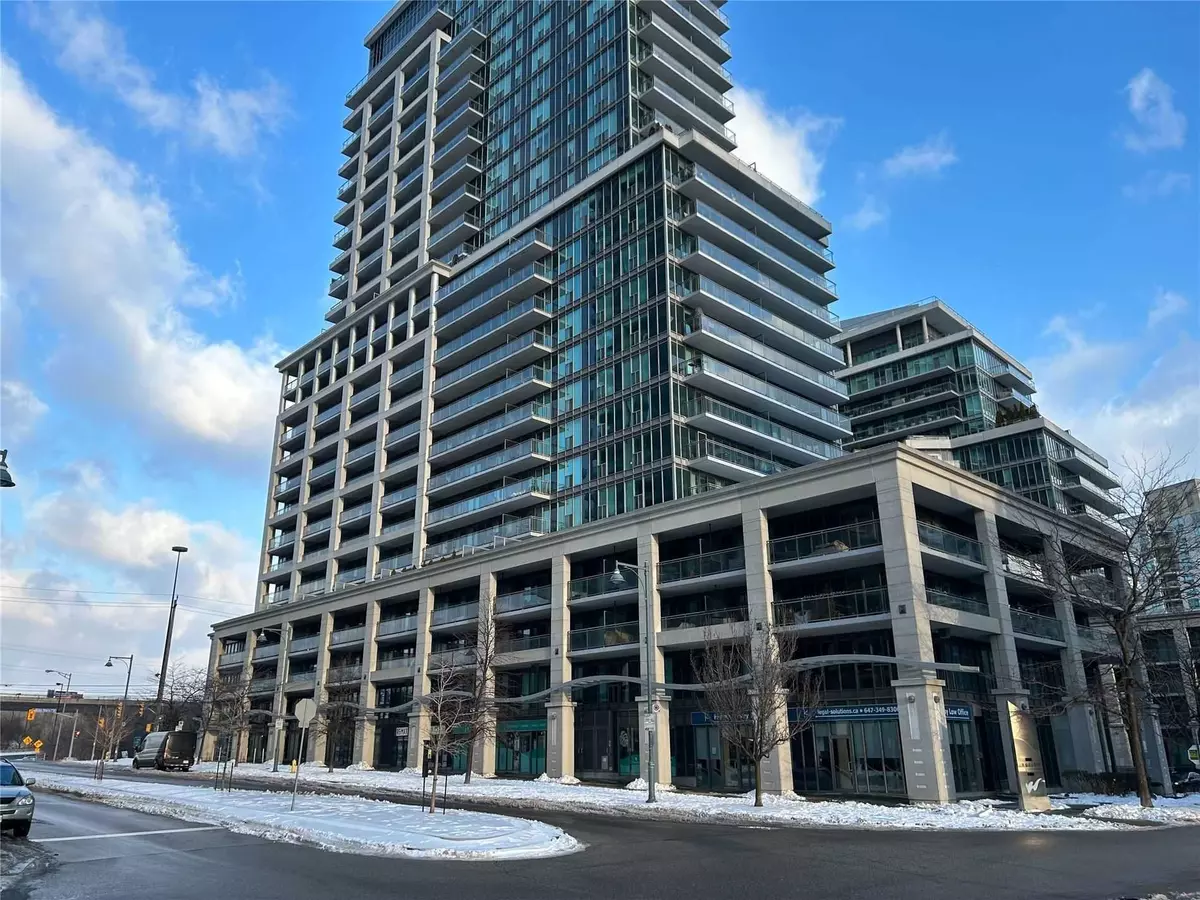 Toronto W06, ON M8V 4E9,2121 Lakeshore BLVD W #323