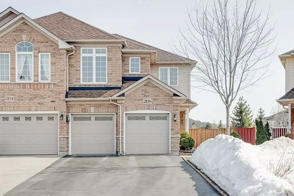 Halton, ON L6M 5B2,2106 Redstone CRES