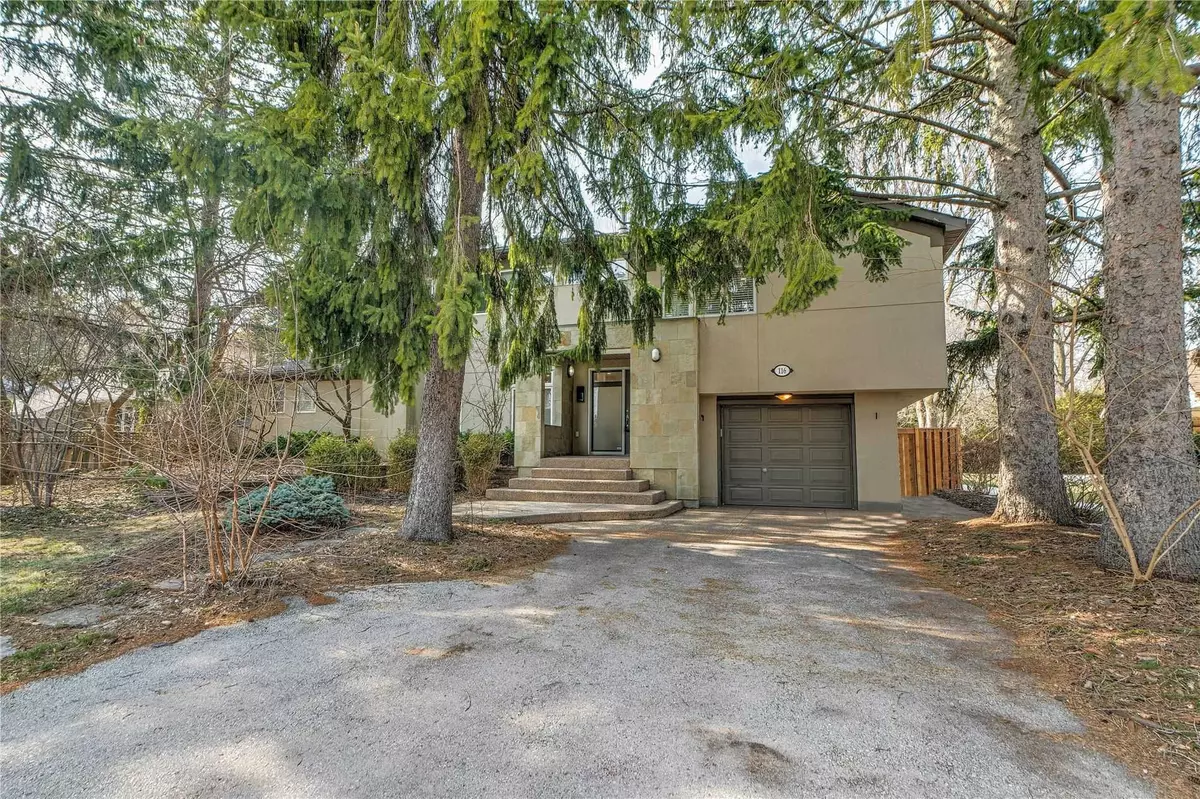 Oakville, ON L6L 1L3,116 Selgrove CRES